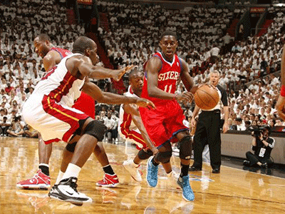 18歐冠16強(qiáng)抽簽儀式視頻